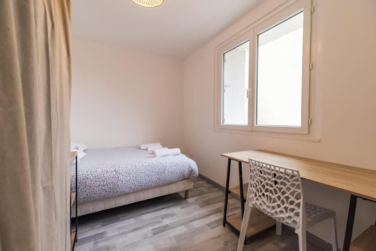 Grand Appartement Proche Gare De Guingamp Exterior foto